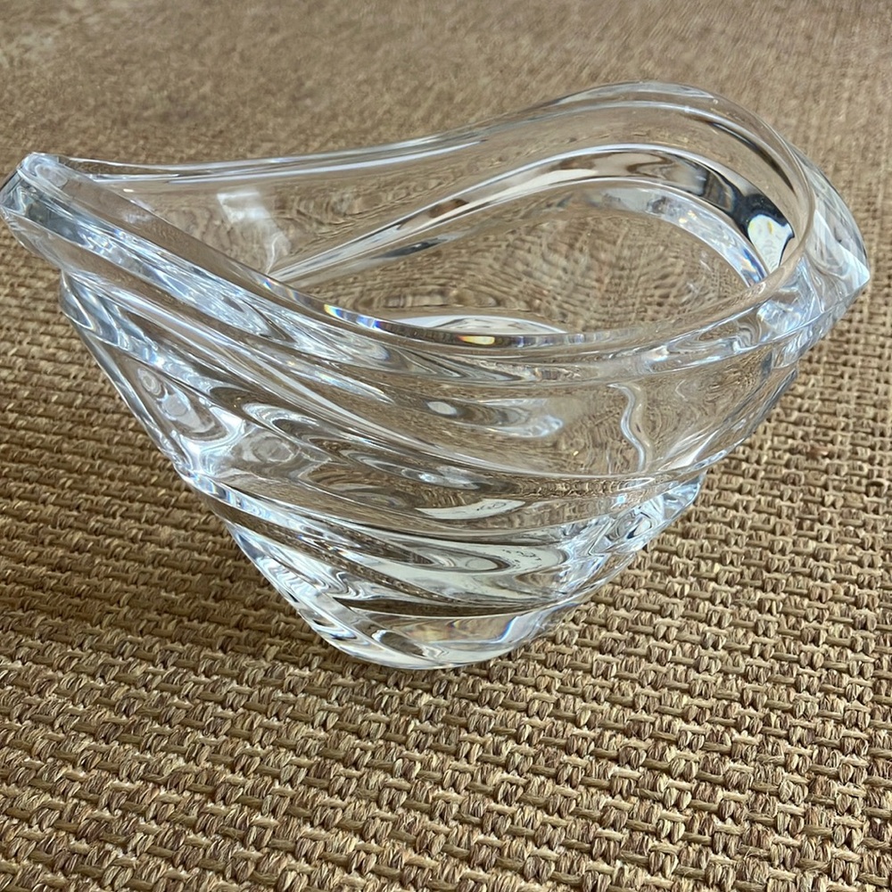 Lenox Ovations Tides crystal bowl - new without box $35